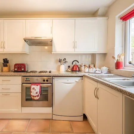 Hébergement de vacances 3 Bed In Sz547 *